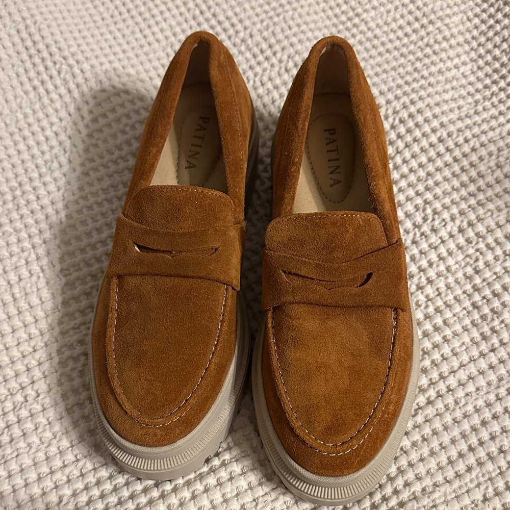 Patina Women Tan Suede Loafers